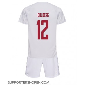 Danmark Kasper Dolberg #12 Bortatröja Barn VM 2022 Kortärmad (+ korta byxor)